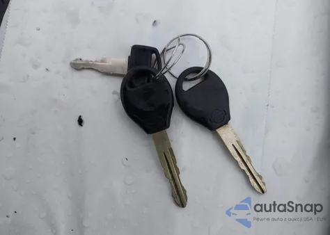 2001 Nissan Frontier Desert Runner Xe-V6 из США, поврежденный, VIN 1N6ED26T71C381849